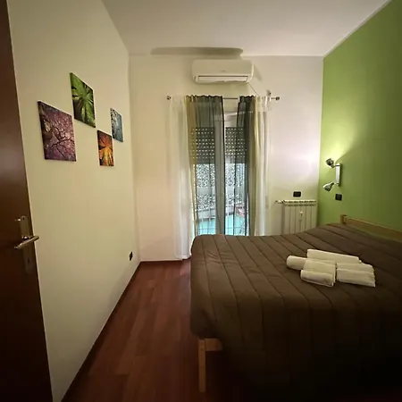 Cute Next To Vatican Roma